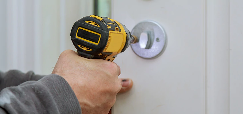 Street Locksmith For Smart Lock Repair in Fremont, CA